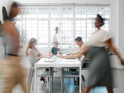 Firma IT a sukces biznesowy - kluczowe korzyści współpracy