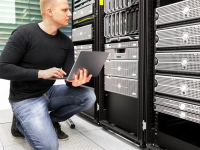 Stała obsługa informatyczna a zapewnienie bezpieczeństwa sieciowego w firmie