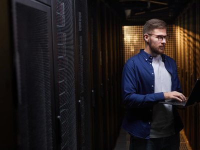 Jak stała obsługa IT przyczynia się do zwiększenia wydajności pracy pracowników w firmie?