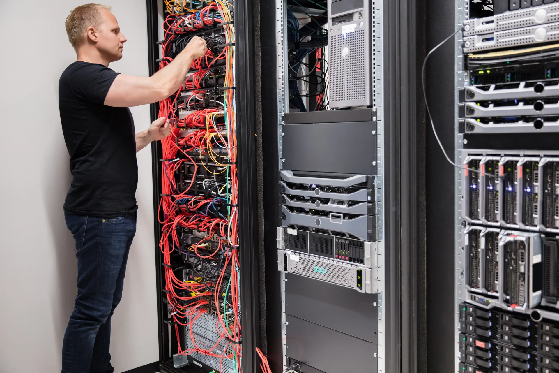 Stała obsługa informatyczna a wsparcie w zarządzaniu infrastrukturą chmurową