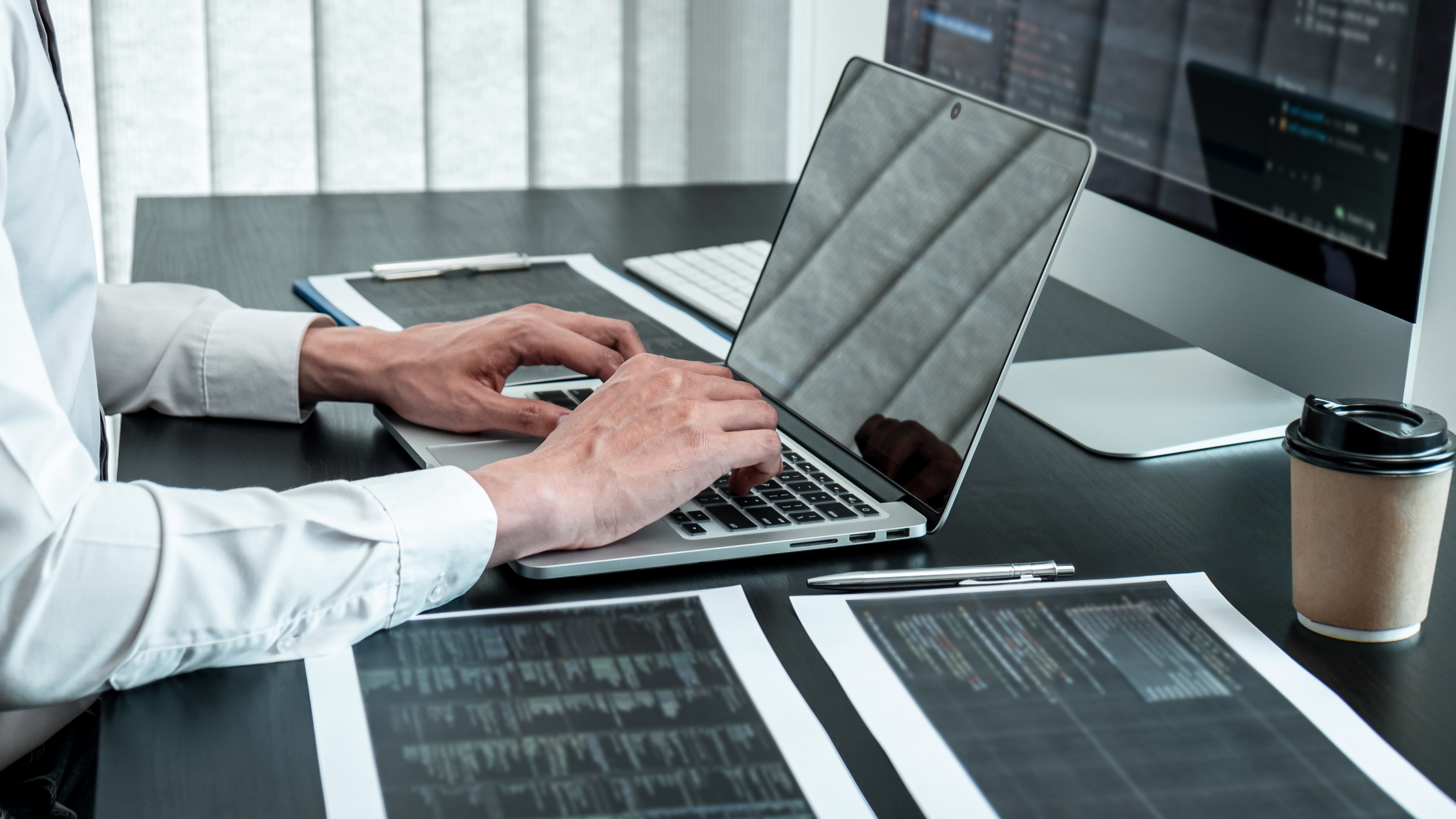 Skuteczne zarządzanie licencjami oprogramowania dzięki stałej obsłudze informatycznej