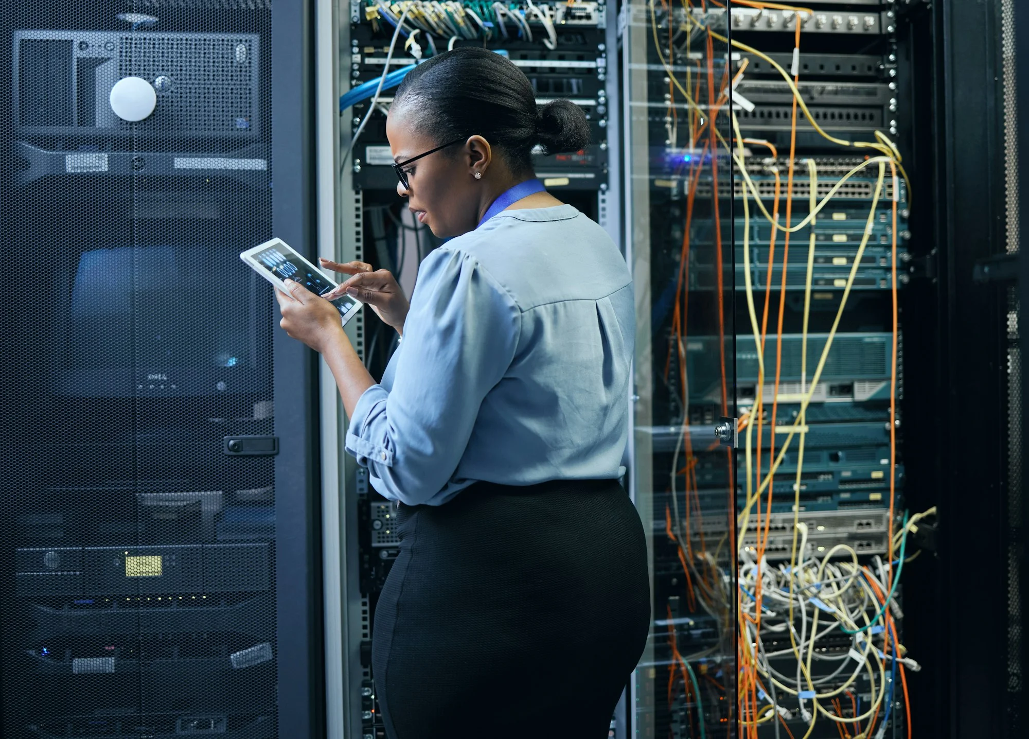 Usługi outsourcingu IT a sektor księgowości - jak technologia ułatwia procesy finansowe